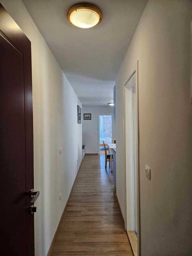 Apartman Eli Supetar Ngoại thất bức ảnh